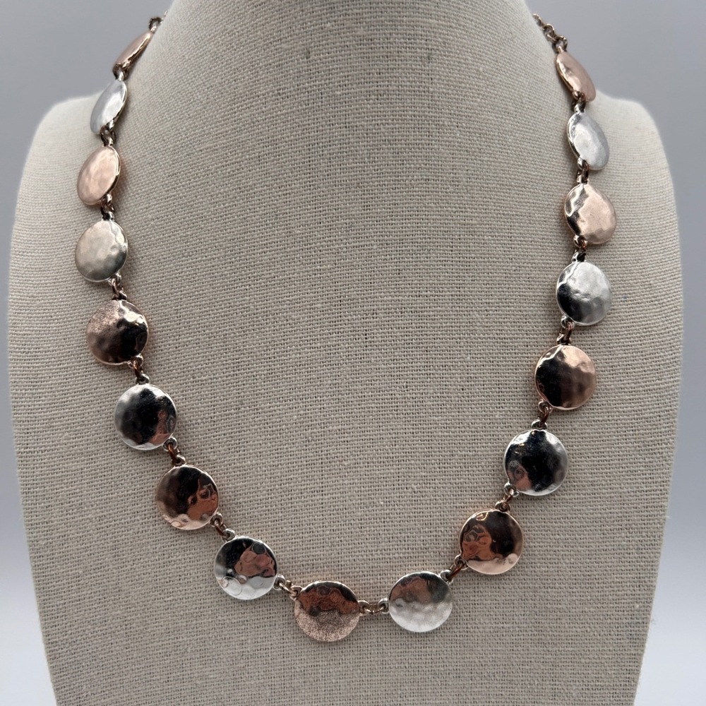 Liz Claiborne Hammered Disc Necklace Two Tone Silver Rose Gold Mixed Metal LC